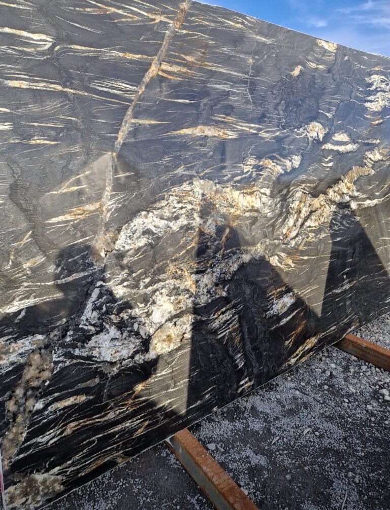 Ekskluzywny Kwarcyt / Granit BELVEDERE 3 cm – Ignikom